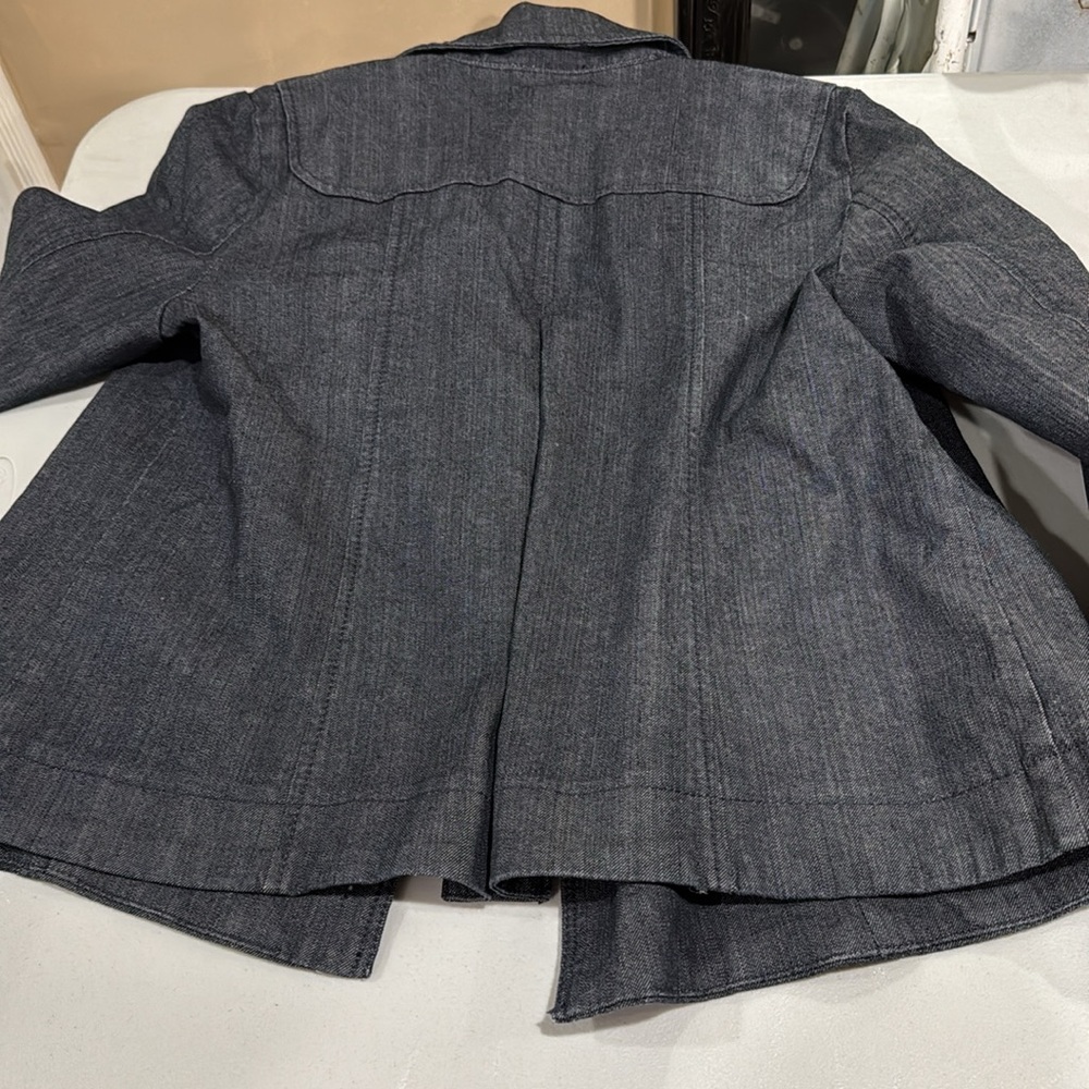Loft Jacket - Picture 5 of 5